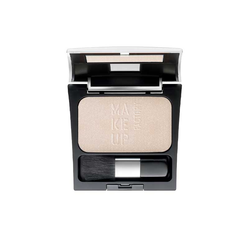 Make up factory GLOW HIGHLIGHTHER